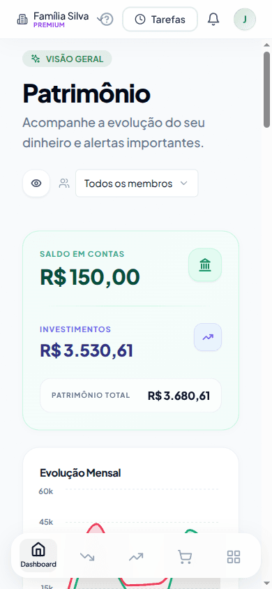 Dashboard mobile mostrando saldo em contas, investimentos, patrimônio total e gráfico de evolução mensal
